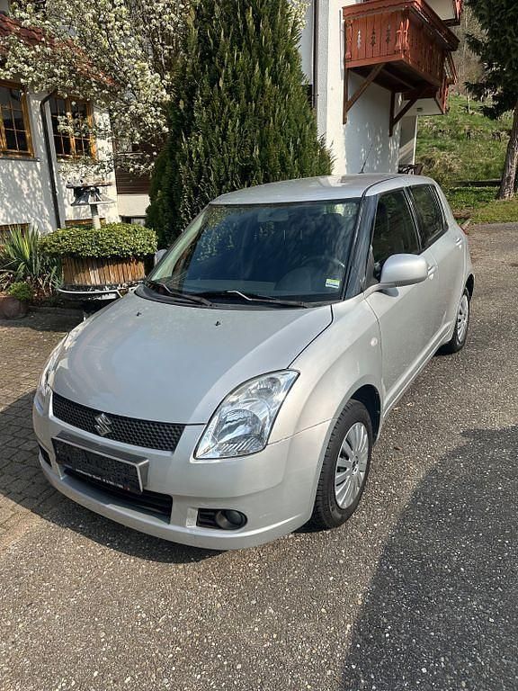 Gebraucht Suzuki Swift Comfort 92 PS (67 kW) 2007 Grau Kleinwagen