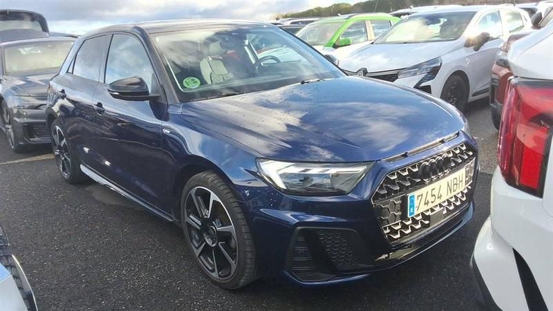 Gebraucht Audi A1 116 PS (85 kW) 2025 Bleu navarre SUV