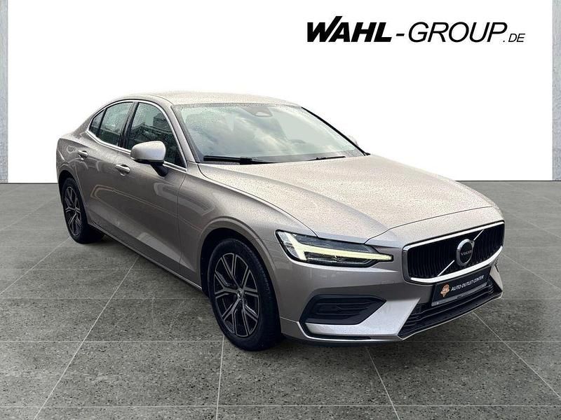 Gebraucht Volvo S60 250 PS (183 kW) 2024 Grau Limousine