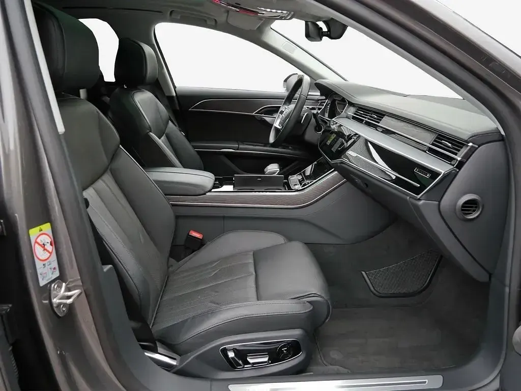 Gebraucht Audi A8 Ambiente 449 PS (330 kW) 2021 Terragrau metallic Limousine