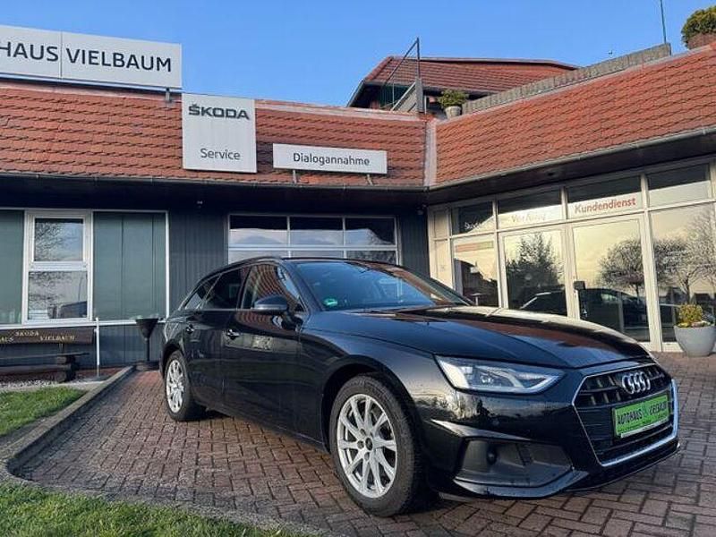 Gebraucht Audi A4 Basis 150 PS (110 kW) 2022 Schwarz Kombi