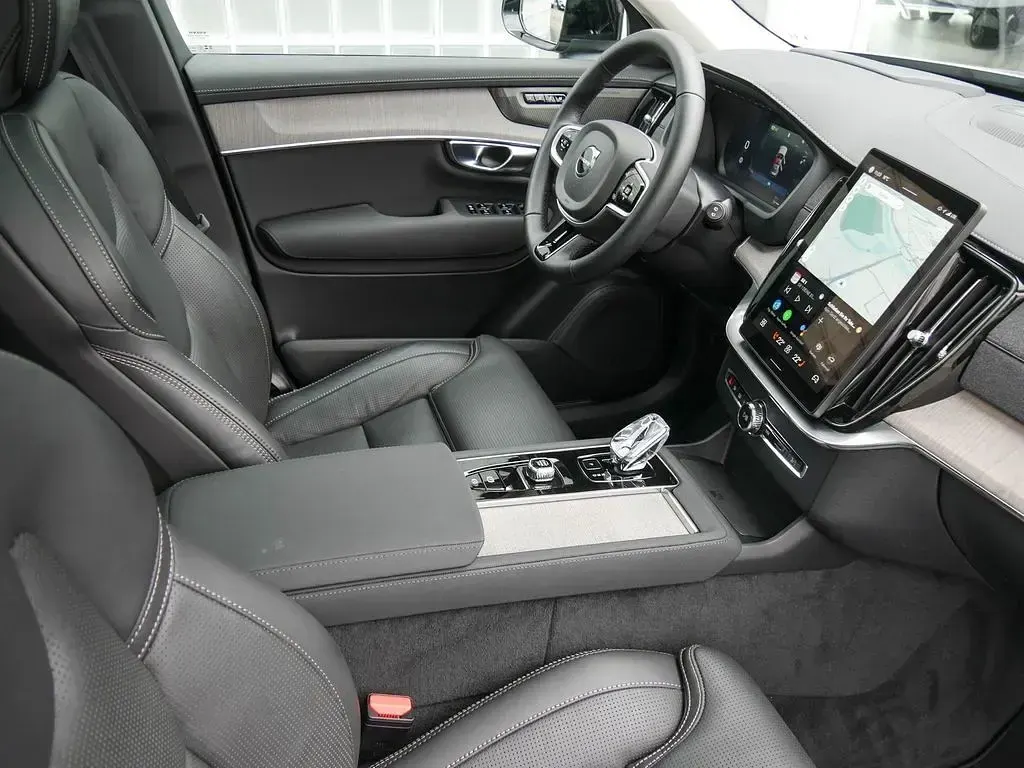 Gebraucht Volvo XC90 Plus 455 PS (334 kW) 2025 Grau SUV