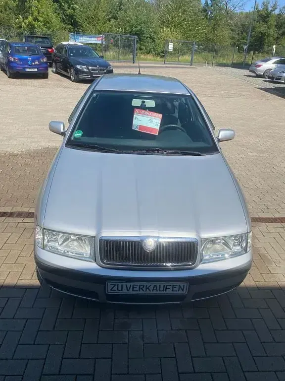 Gebraucht Skoda Octavia Tour 102 PS (75 kW) 2005 Grau Limousine