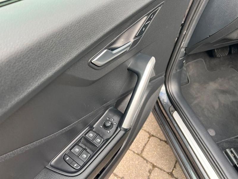 Gebraucht Audi Q2 150 PS (110 kW) 2024 Grau SUV