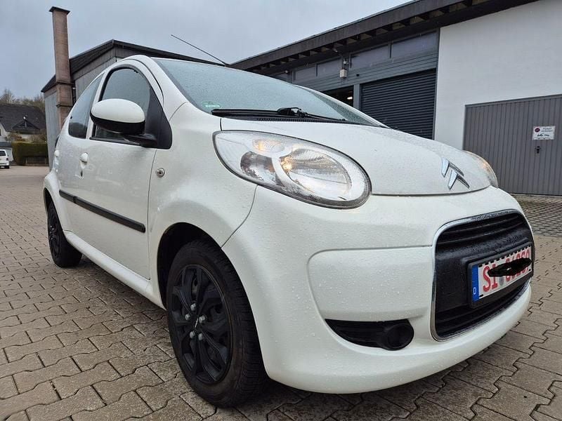 Gebraucht Citroën C1 Style 68 PS (50 kW) 2010 Weiß Kleinwagen