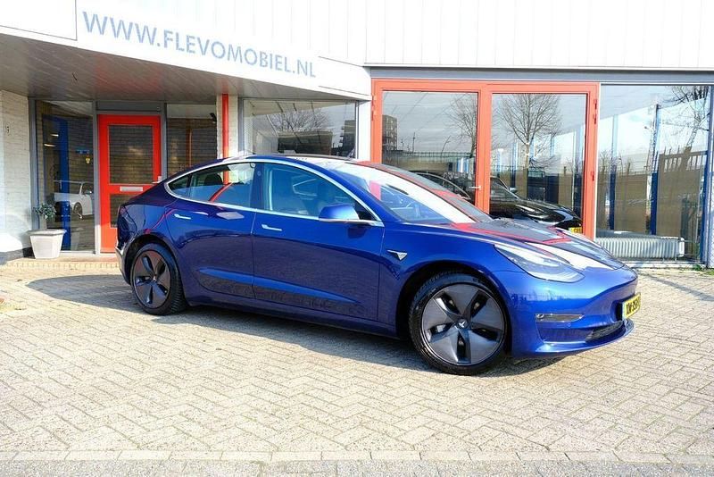 Gebraucht Tesla Model 3 Long Range AWD 258 kW (351 PS) 2019 Blau Limousine