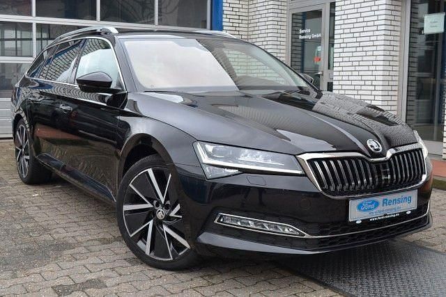 Gebraucht Skoda Superb Style 150 PS (110 kW) 2023 Schwarz Kombi