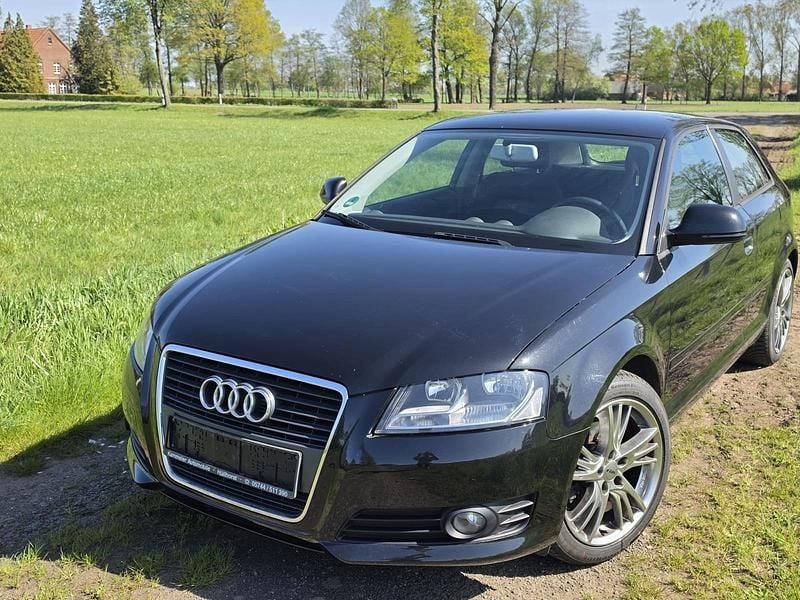 Second-hand Audi A3 125 CP (91 kW) 2008 Negru Hatchback