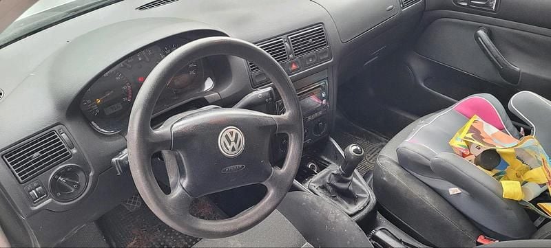 Gebraucht VW Golf IV 75 PS (55 kW) 2005 Silber Kleinwagen