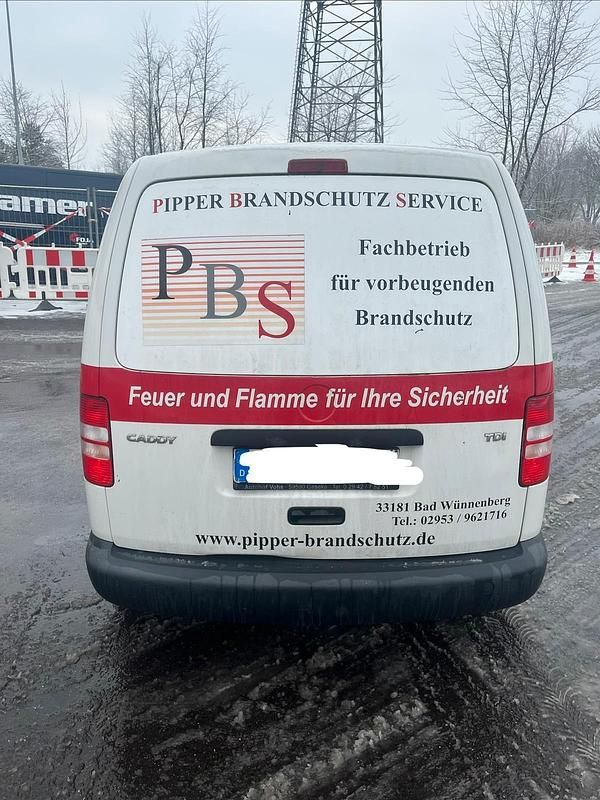 Gebraucht VW Caddy 90 PS (66 kW) 2012 Weiß Van / Kleinbus