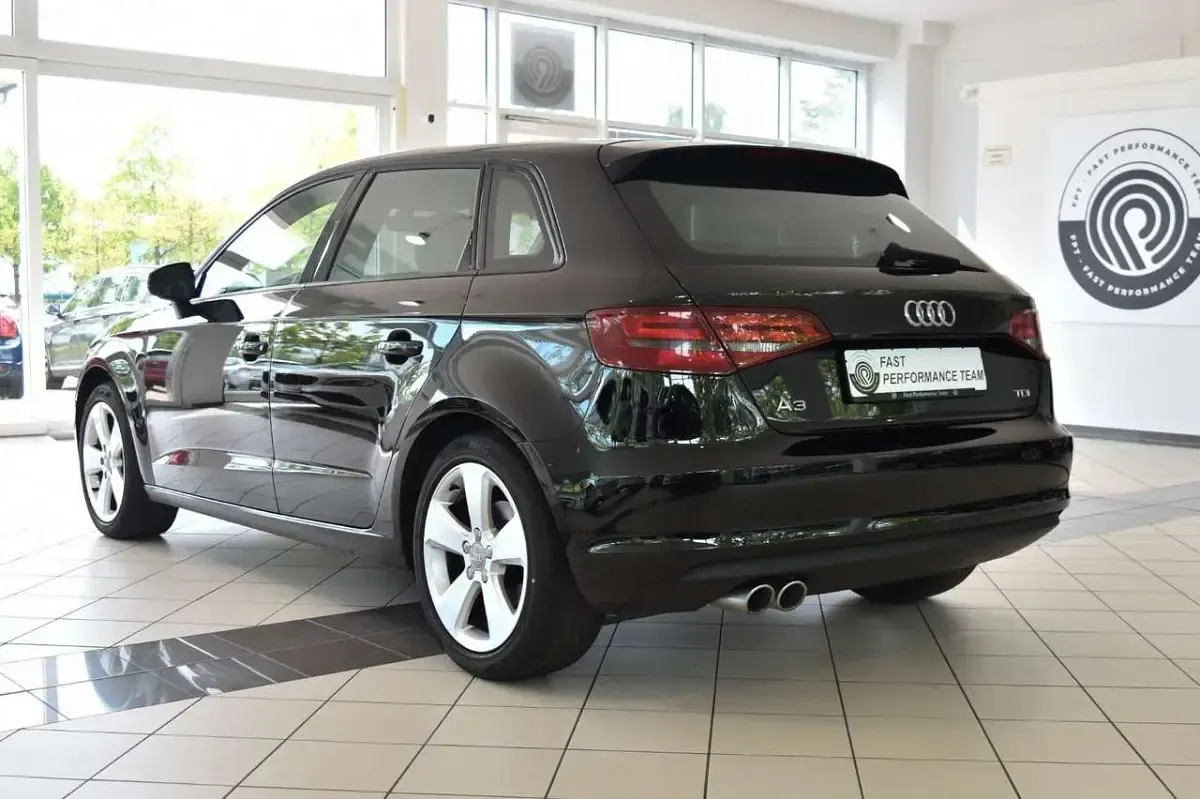 Gebraucht Audi A3 Ambition 184 PS (135 kW) 2015 Brillantschwarz Kombi