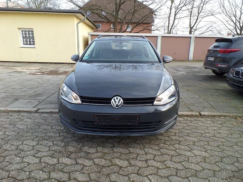Gebraucht VW Golf VII LOUNGE 115 PS (84 kW) 2016 Grau Kombi