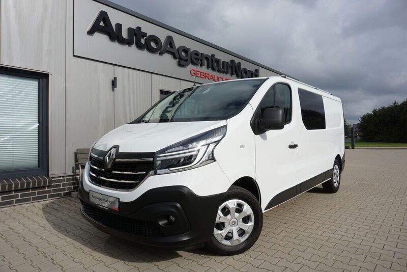 Gebraucht Renault Trafic 145 PS (106 kW) 2021 Weiß Van / Kleinbus