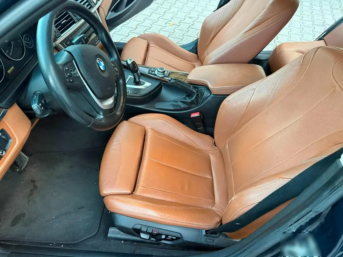 Gebraucht BMW 328 Luxury Line 245 PS (180 kW) 2012 Blau Limousine