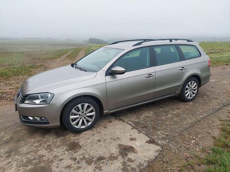 Beige Gebraucht 2014 VW Passat Kombi | 5.400 € (Superpreis) - Bild 1/4