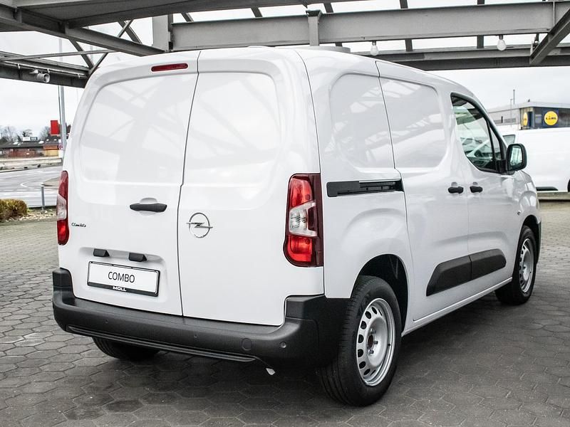 Neu Opel Combo 102 PS (75 kW) 2025 Lackierung weiss icy/typ aussenverkleidung spiegel flach standard Van / Kleinbus