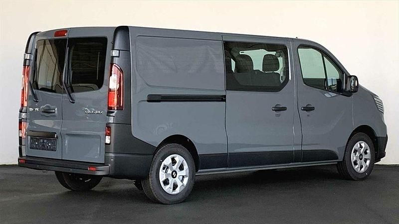 Neu Renault Trafic 150 PS (110 kW) 2025 Grau Van / Kleinbus