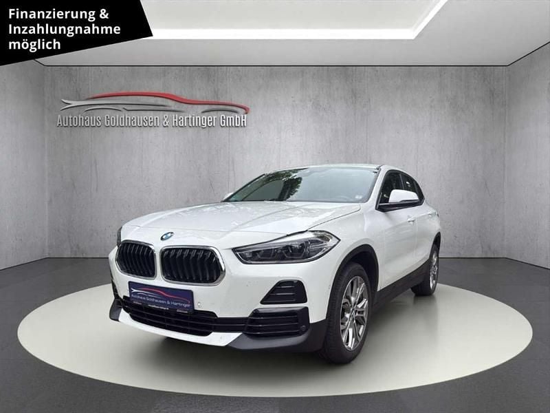 Weiss Gebraucht 2023 BMW X2 Advantage SUV | 24.950 € (Guter Preis) - Bild 1/4