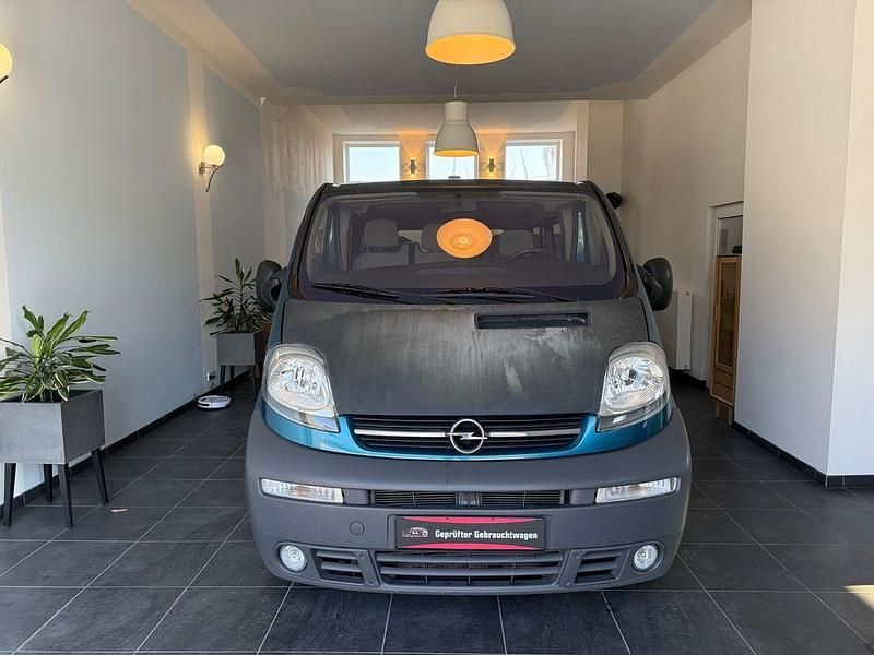 Gebraucht Opel Vivaro 135 PS (99 kW) 2006 Blau Van / Kleinbus
