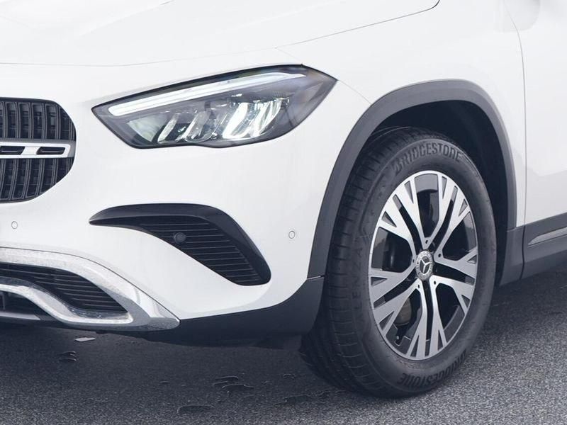 Gebraucht Mercedes GLA220 Progressive 190 PS (139 kW) 2025 Weiß SUV
