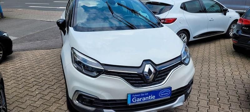 Weiß Gebraucht 2018 Renault Captur Crossborder SUV | 11.500 € - Bild 1/4