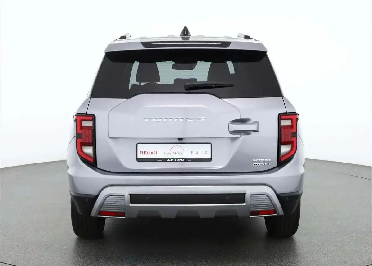 Neu KGM Torres 204 PS (150 kW) 2026 Irongraumet. SUV