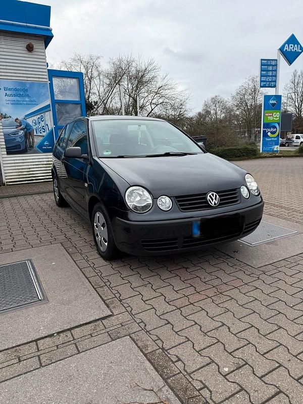 Gebraucht VW Polo 54 PS (39 kW) 2003 Schwarz Kleinwagen