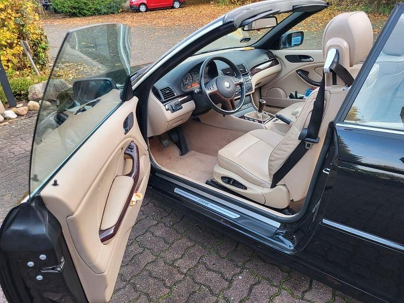 Gebraucht BMW 320 Cabriolet 170 PS (125 kW) 2004 Schwarz Cabrio
