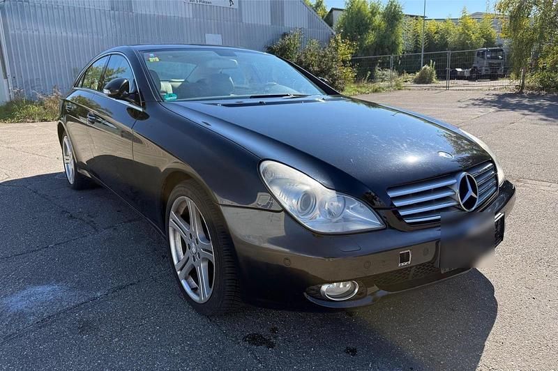 Schwarz Gebraucht 2008 Mercedes CLS350 Limousine | 5.800 € (Superpreis) - Bild 1/4