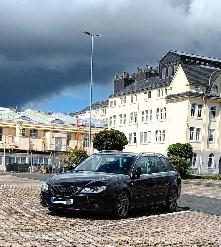 Gebraucht Seat Exeo Sport 200 PS (147 kW) 2010 Schwarz Kombi