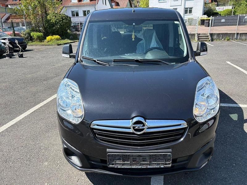 Gebraucht Opel Combo Edition 105 PS (77 kW) 2014 Schwarz Van / Kleinbus