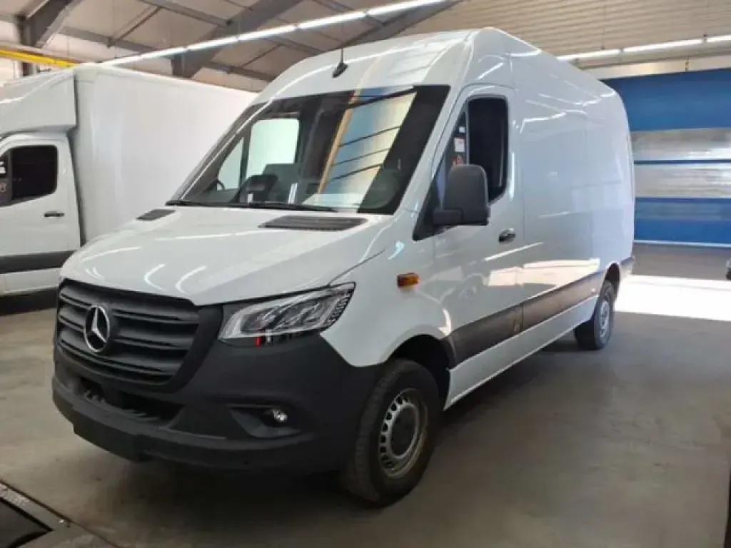 Occasion Mercedes Sprinter 170 ch (125 kW) 2024 Blanc Van