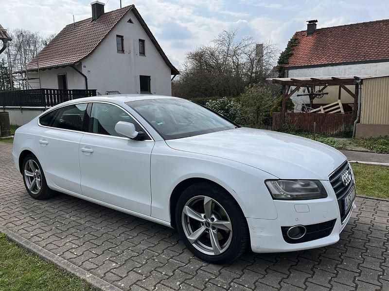 Gebraucht Audi A5 Sportback 179 PS (131 kW) 2010 Weiß Kleinwagen