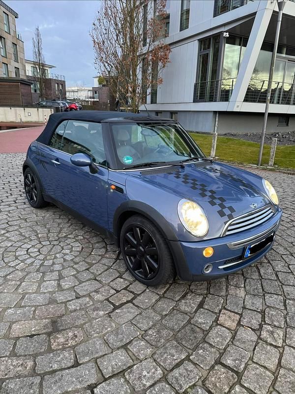 Usata Mini Cooper Cabriolet 115 CV (84 kW) 2004 Blu Cabrio