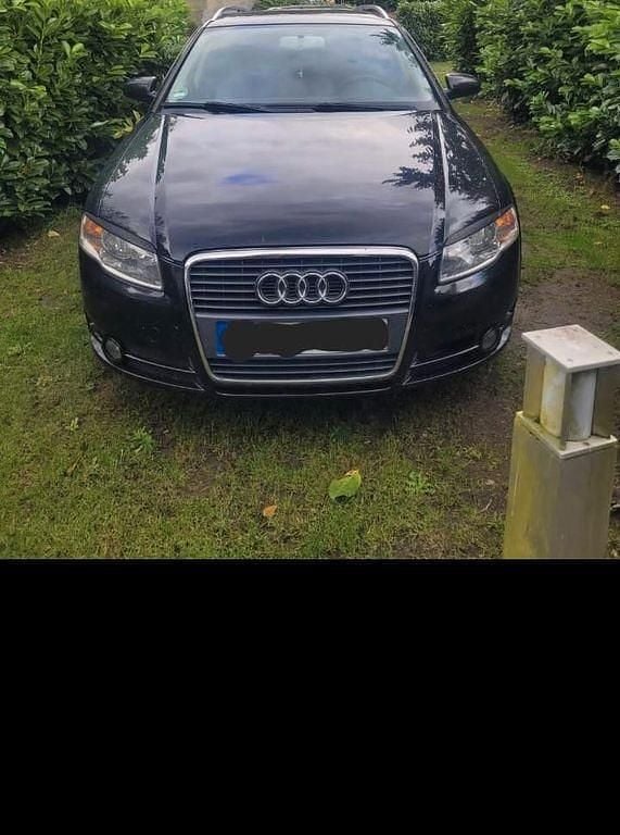 Grau Gebraucht 2005 Audi A4 Kombi | 3.000 € (Fairer Preis) - Bild 1/4