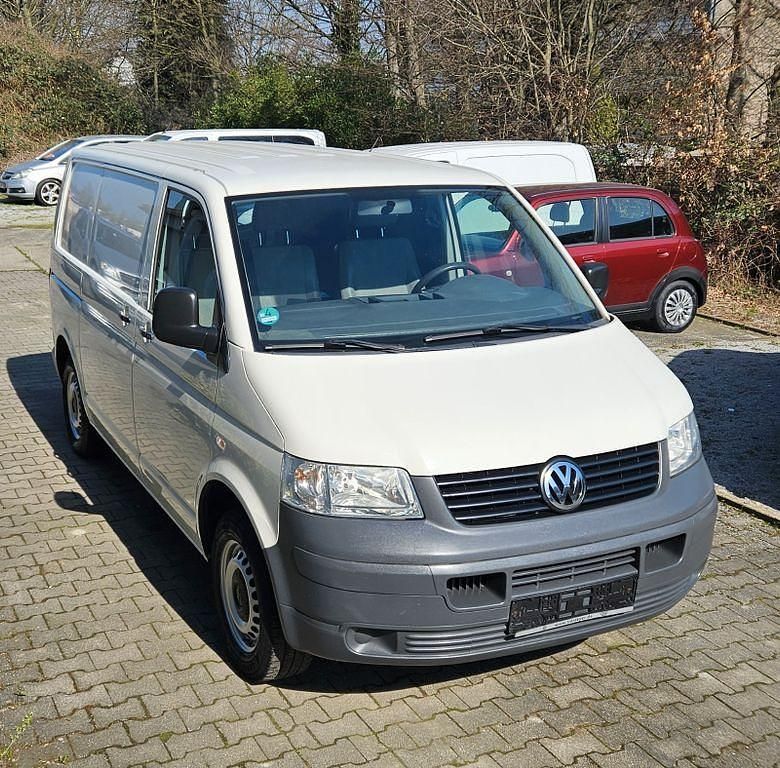 Gebraucht VW T5 116 PS (85 kW) 2008 Grau Van