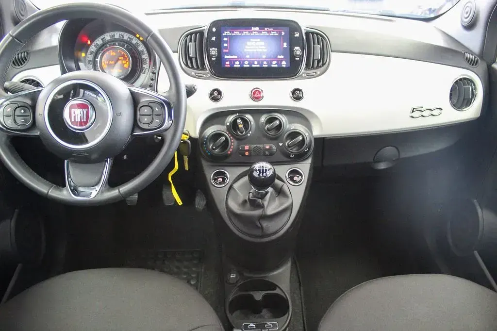 Gebraucht Fiat 500 69 PS (50 kW) 2023 Weiß Kleinwagen
