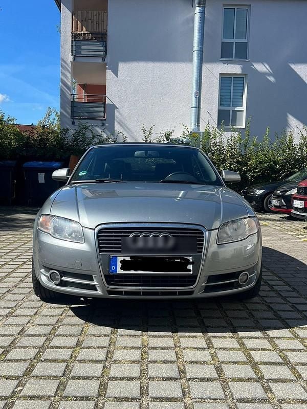 Grau Gebraucht 2007 Audi A4 Cabriolet Cabrio | 8.999 € (Etwas zu teuer) - Bild 1/4