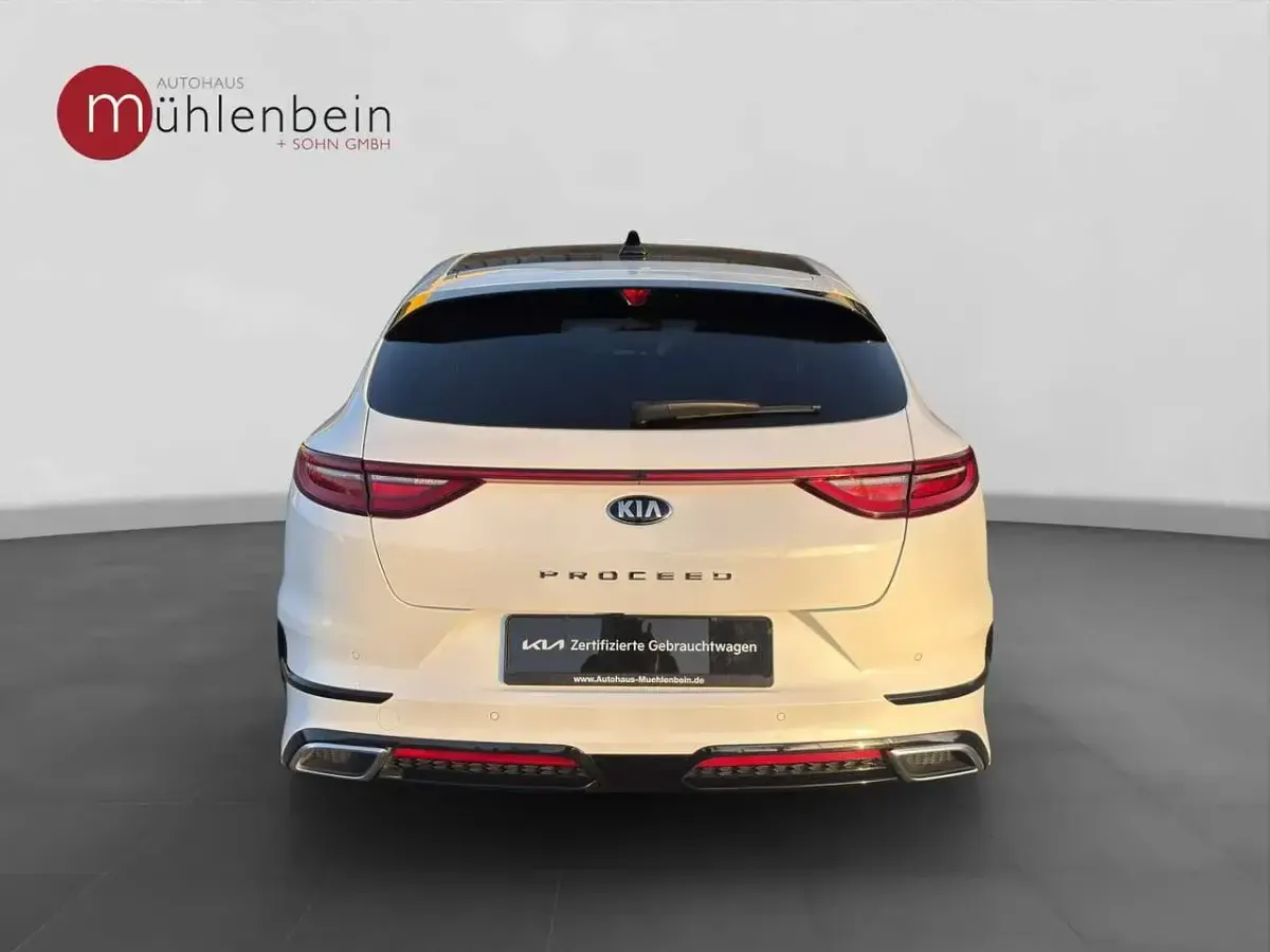 Używany Kia ProCeed 140 KM (102 kW) 2019 Biały Kombi