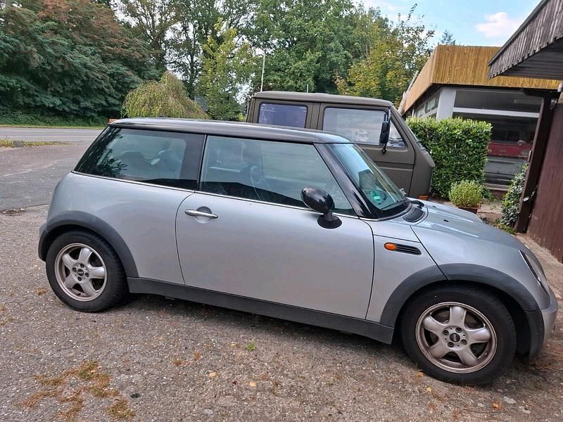 Silber Gebraucht 2001 Mini ONE Kleinwagen | 1.180 € (Etwas zu teuer) - Bild 1/4