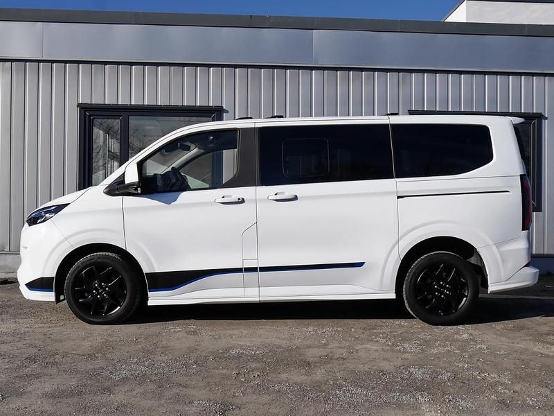 Gebraucht Ford Tourneo Custom Sport 170 PS (125 kW) 2024 Weiß Van
