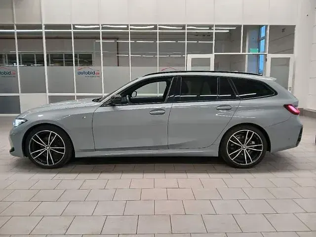 Gebraucht BMW 320 M Sport 190 PS (139 kW) 2024 Graukeine angabe Kombi