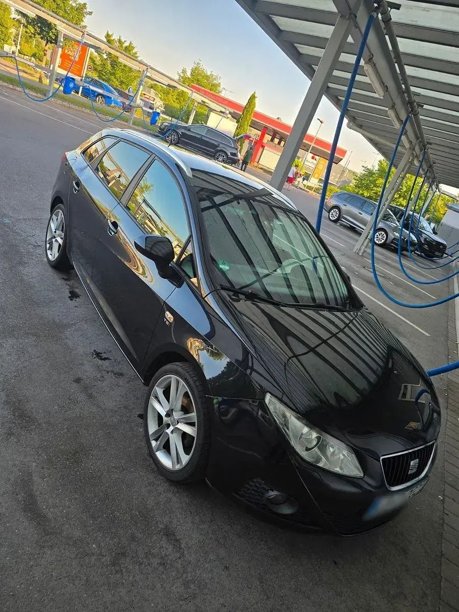 Gebraucht Seat Ibiza ST Style 105 PS (77 kW) 2011 Schwarz Kombi
