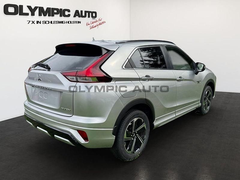 Second-hand Mitsubishi Eclipse Cross Select 98 CP (72 kW) 2024 Argintiu SUV