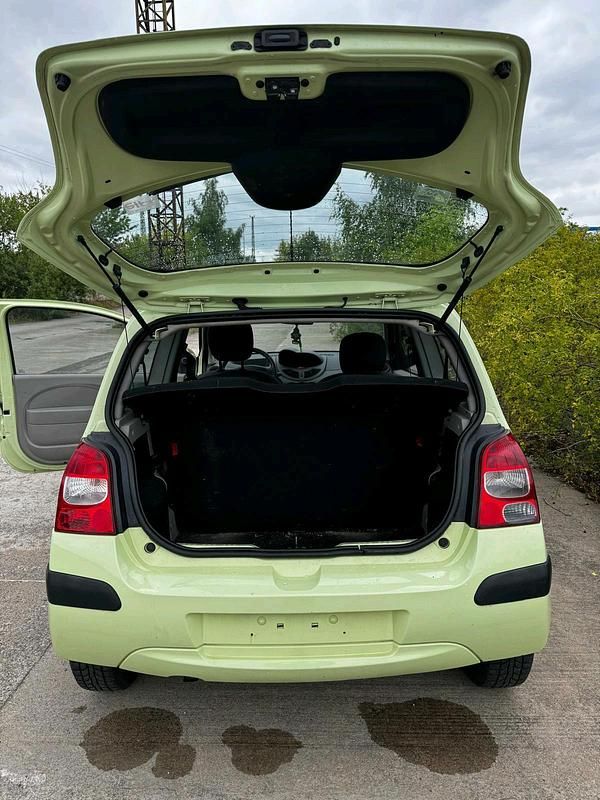 Grün Gebraucht 2009 Renault Twingo Kleinwagen | 699 € (Superpreis) - Bild 1/4