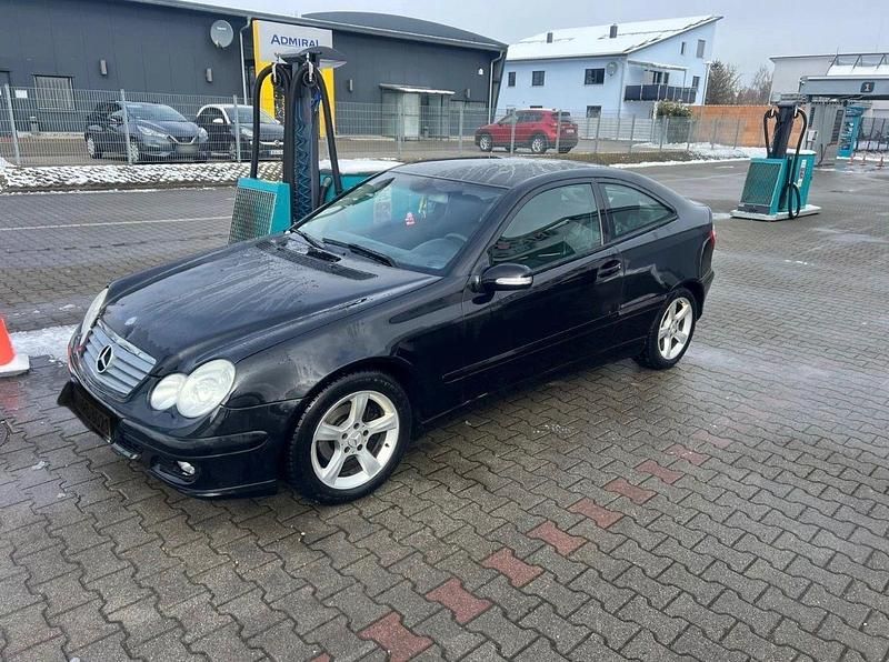Gebraucht Mercedes CL180 143 PS (105 kW) 2004 Blau Coupé