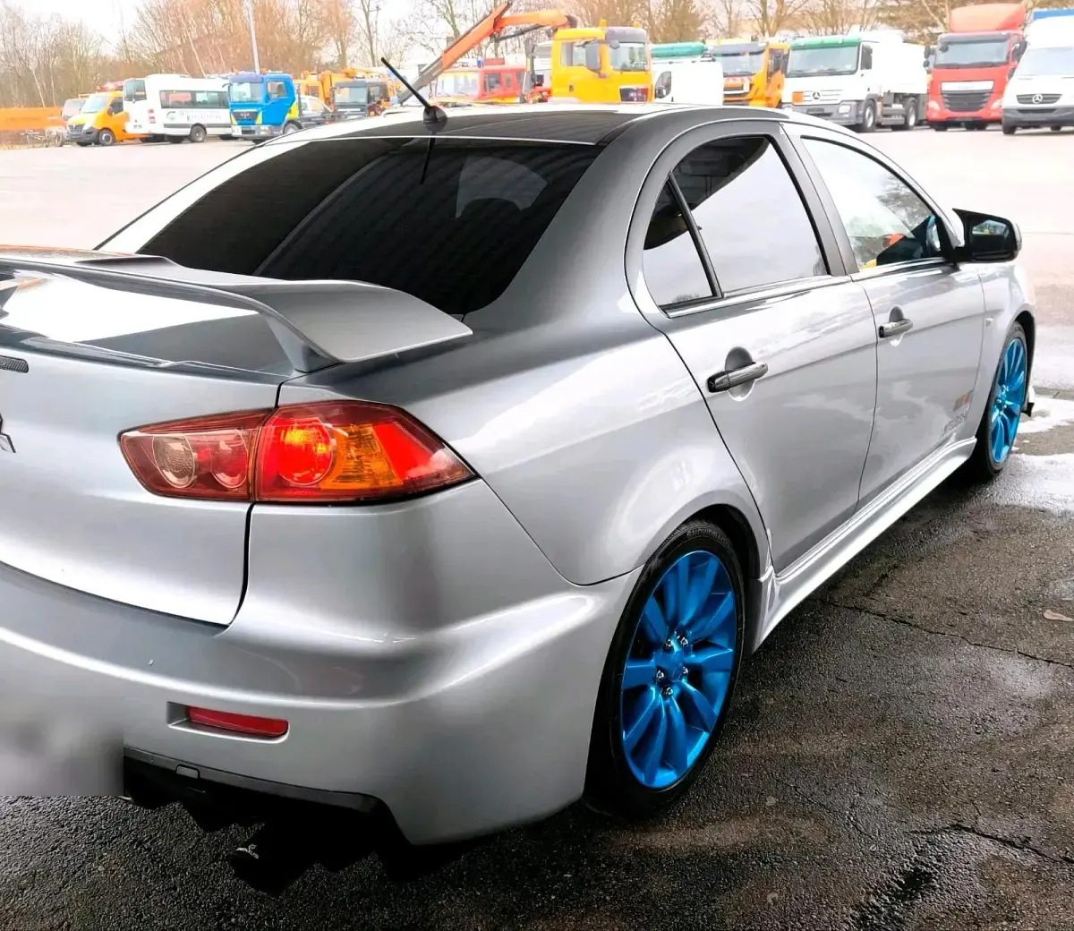 Gebraucht Mitsubishi Lancer 143 PS (105 kW) 2008 Silber Limousine