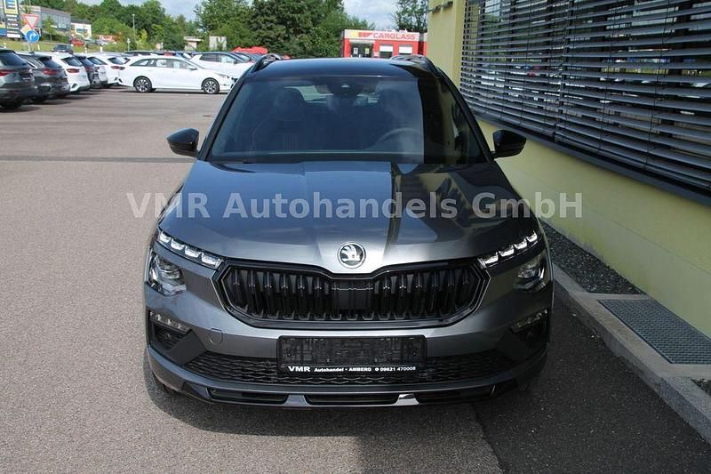 Neu Skoda Kamiq Selection 150 PS (110 kW) 2025 Grau SUV
