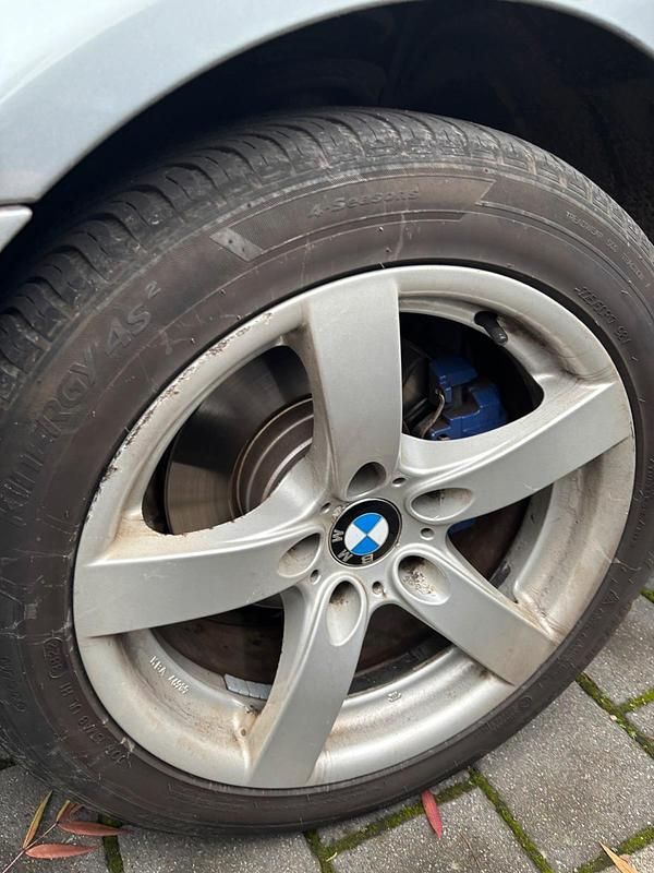 Gebraucht BMW 523 177 PS (130 kW) 2005 Silber Limousine