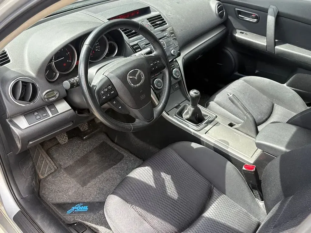 Gebraucht Mazda 6 Active 163 PS (119 kW) 2010 Silber Limousine